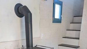 Unclassified image, 5 of 15, button - Modern, cozy tiny house with covered terrace (Thaining)