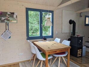 Dining - Modern, cozy tiny house with covered terrace (Thaining)