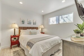 4 bedrooms, free WiFi, bed sheets