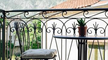 Romantic Double Room, 1 Queen Bed, Balcony | Balcony