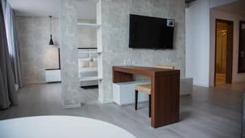 Suite de lujo | Caja fuerte, tabla de planchar con plancha, wifi gratis