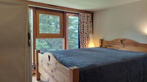 Room - 100m from ski slopes, 2nd floor, tv, 30m², Les Arcs (Les Arcs)