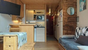 Interior - 100m from ski slopes, 2nd floor, tv, 30m², Les Arcs (Les Arcs)