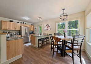 Fridge, microwave, oven, stovetop - Tranquil Soul Retreat-Creek, Pet Friendly, Paved (Maggie Valley)