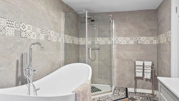 Shower, towels