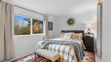 2 soverom, strykejern/-brett, wi-fi og sengetøy