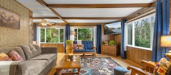 Forest Cabin Near Sekiu Fish & Hunt Basecamp