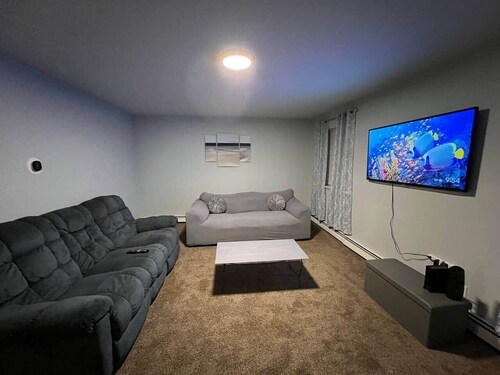 %1B 2-Bedroom Getaway with Space for Work and Play