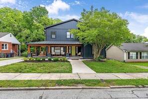 Exterior - # Elegant Must See Historic Home Central Gboro (Greensboro)