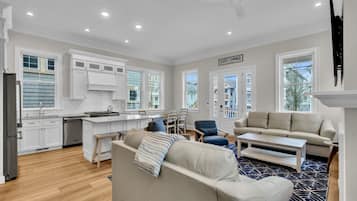 Televisión, chimenea