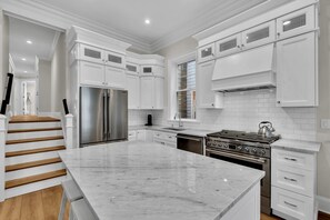 Fridge, microwave, oven, stovetop - Brand new, beach block, 3bedroom 2 bath duplex! (Ocean City)