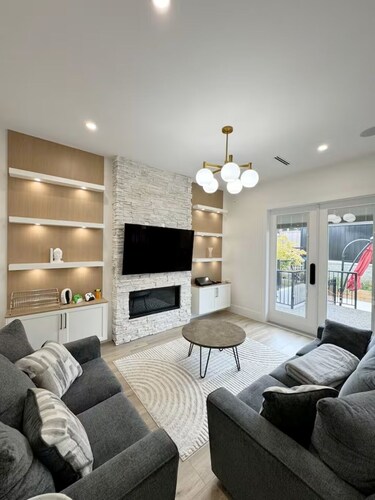 5 BR Brand New Luxurious White Rock Spacious Home