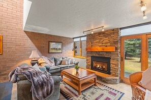 TV, fireplace - Ski Vibes + Summer Fun, Pool & Hot Tub & A/C (Park City)