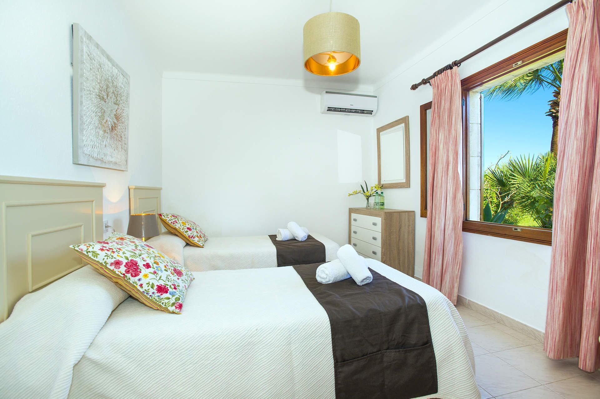 Villa Geranios image