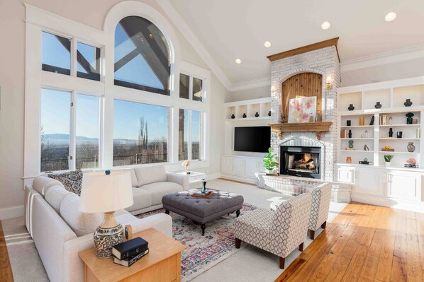 TV, fireplace, table tennis, offices