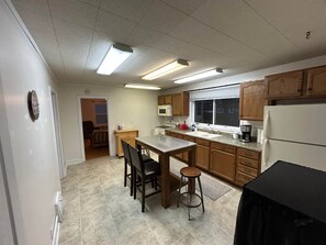 Fridge, microwave, oven, stovetop - Cozy 2BR Retreat in Leola, SD! Pet Friendly (Leola)