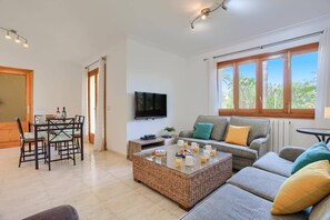 Smart TV, ping pong - Villa Garcia by Villa Plus (Mallorca)