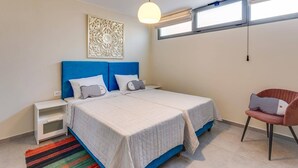 3 slaapkamers, een bureau, een strijkplank/strijkijzer, gratis wifi