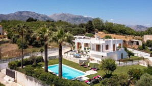 Exterior - Villa Kostas Maria by Villa Plus (Episkopi)