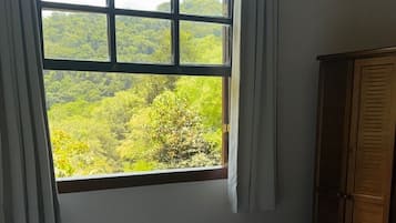 Rom – standard, 2 soverom, fjellutsikt | Wi-fi (inkludert) og sengetøy