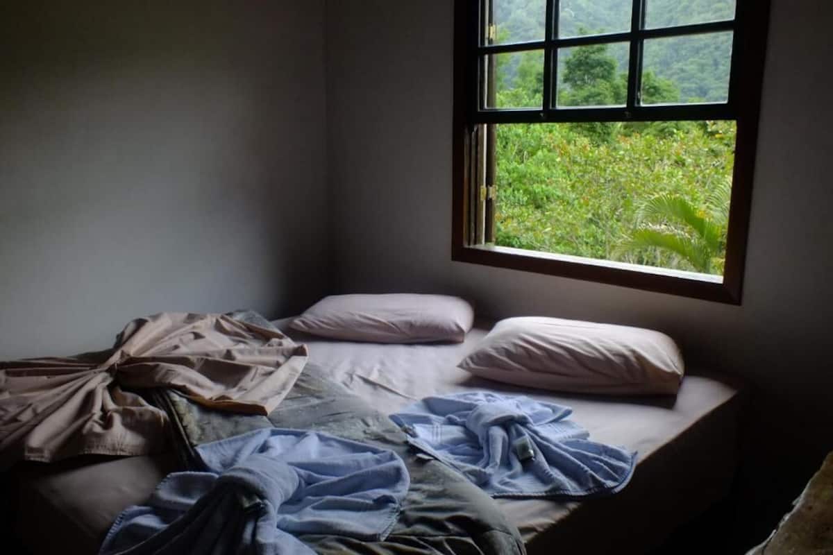 Comfort Quadruple Room, Garden View | Free WiFi, bed sheets