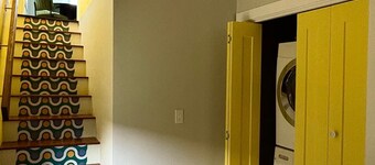 Retro 3BR Downtown + PacMan