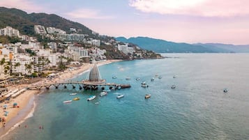 Nær stranden og 10 strandbarer