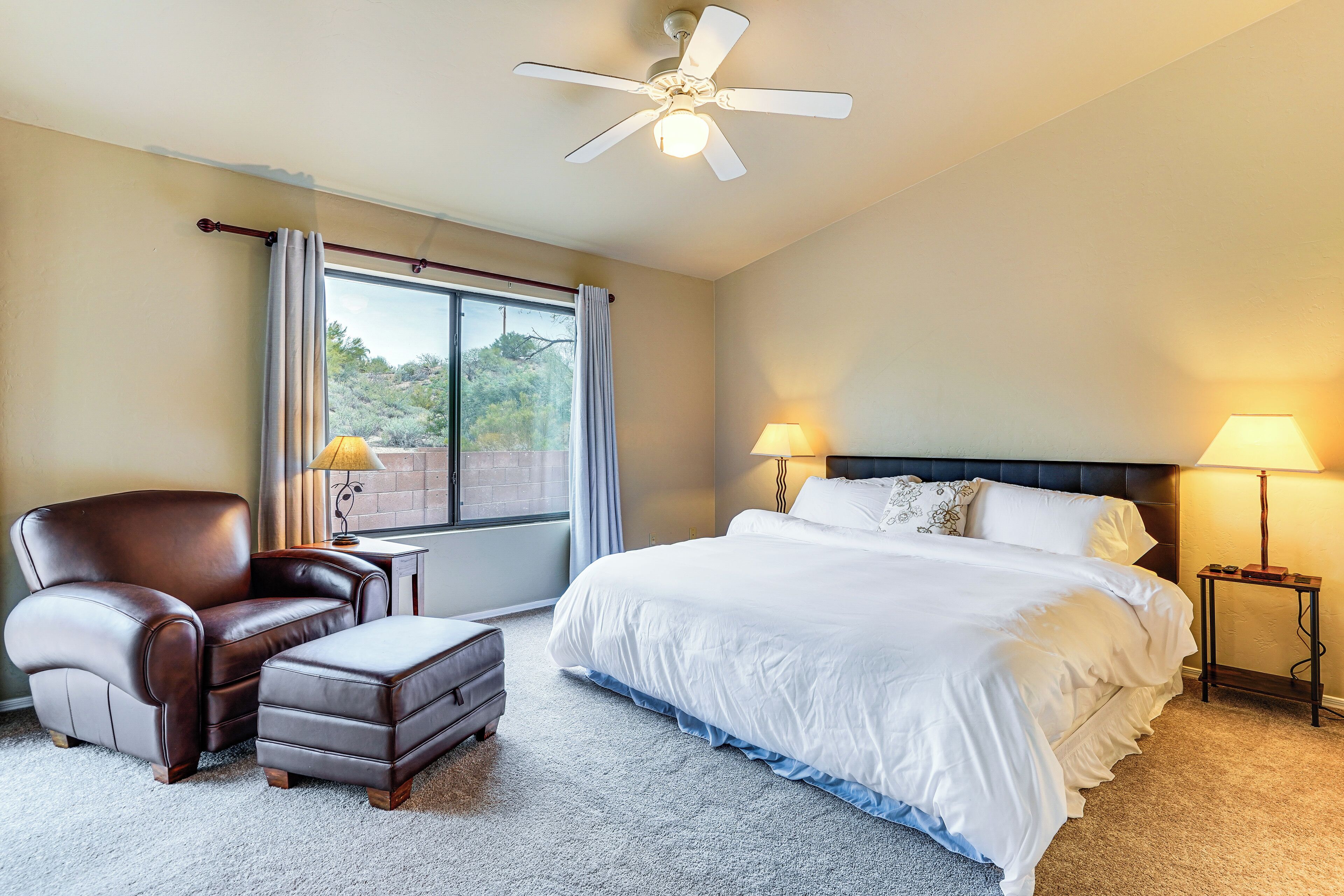 2 bedrooms, iron/ironing board, Internet, bed sheets