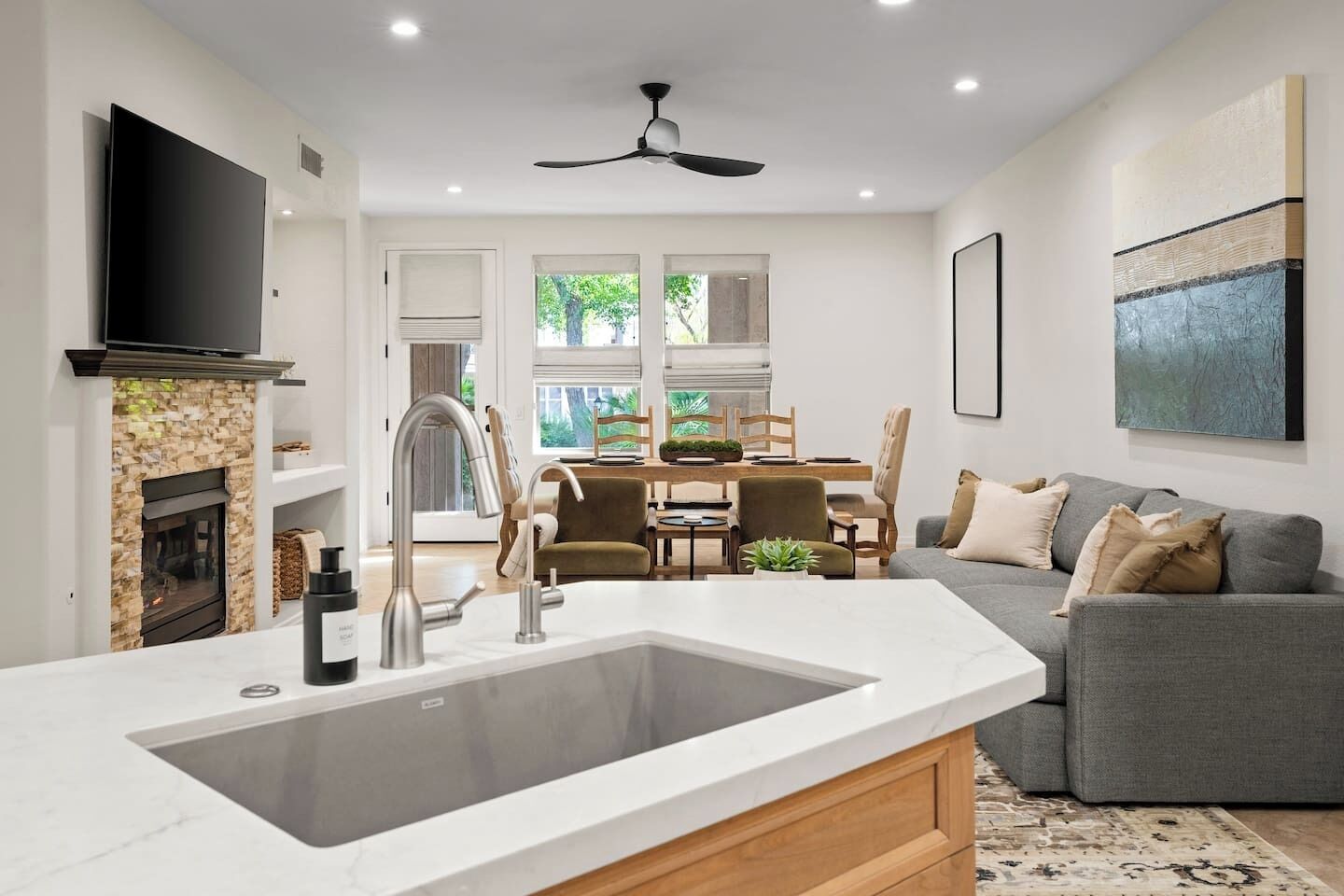 Smart TV, fireplace, books, printers