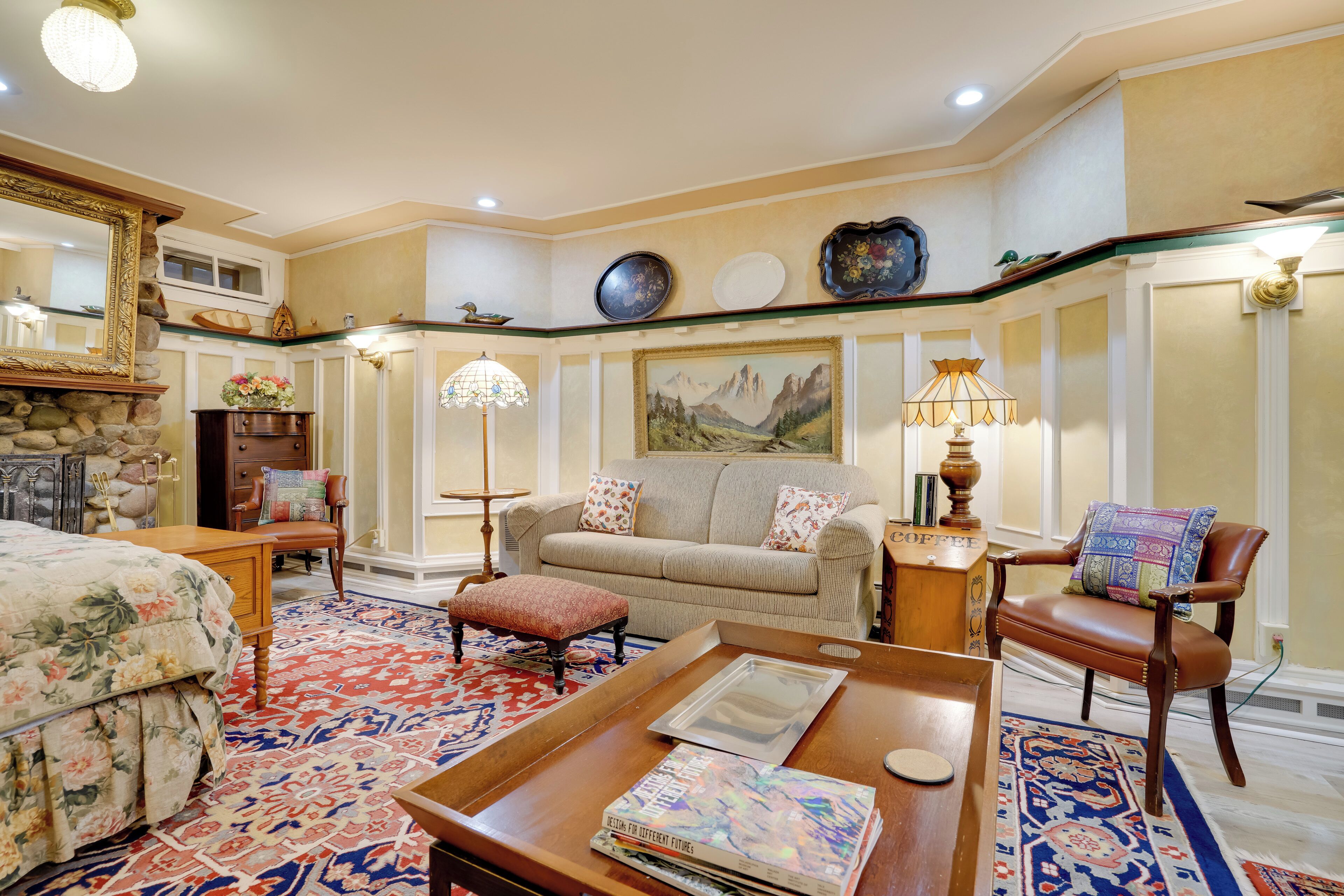2 Mi To Dtwn Minneapolis: Lowry Hill Apt W/ Patio - Minneapolis, MN