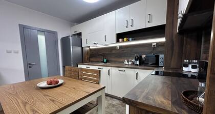Stylish Central Apartment with Parking Option by ApartMAX