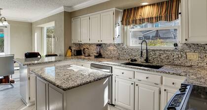 Private Yard & Pool: 3,200-Sq-Ft Gem in Fort Worth