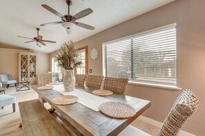 Dining - Fenced Outdoor Space: Modern Sedona Home By Hiking (Sedona)