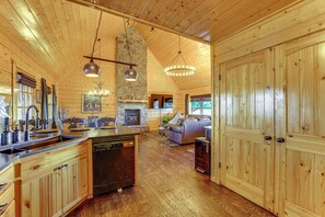 Interior - Fish, Raft & Relax! Spacious Sulphur Springs Home (Sulphur Springs)