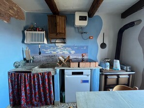 Private kitchen - Stone house (Marciaso)