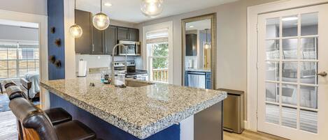 Fridge, microwave, coffee/tea maker, toaster