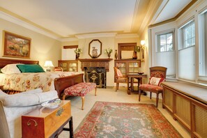 1 sovrum, skrivbord, strykjärn/strykbräda och internet