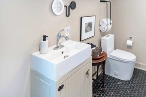 Shower, hair dryer, towels - Mtn Views, Fireplace, 9 Acres | Echo Notch Farm (West Kill)