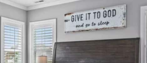 1 habitación, internet y ropa de cama