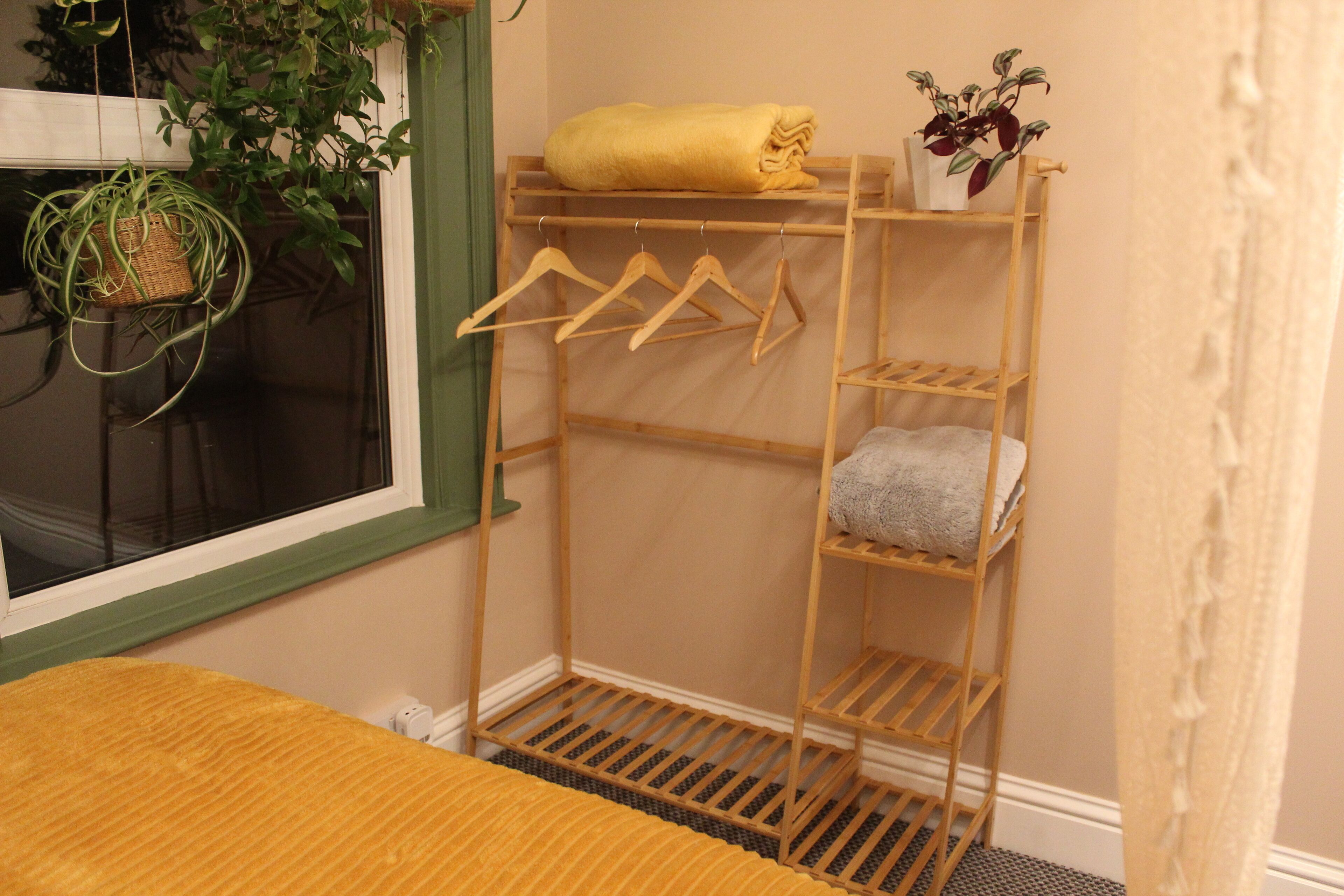 1 bedroom, travel crib, free WiFi, bed sheets