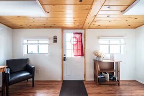 Interior - Enjoyable 2-bedroom cabin in enchanting Woodland Park getaway
License # 329434 (Woodland Park)