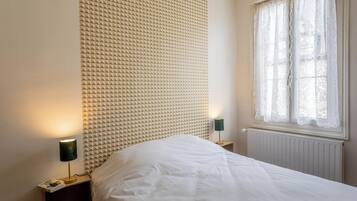 6 chambres, fer et planche Ă repasser, Wi-Fi, draps fournis