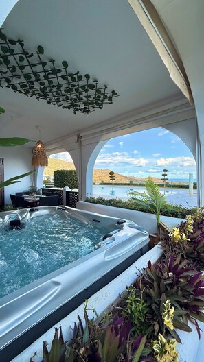 Terrace/patio - La Belle Vue SPA JACUZZI, SEA & MONTAGE (Cabo Negro)