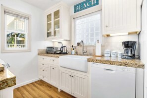 Fridge, microwave, oven, stovetop - Cozy Capitola Village Home - Steps from the Beach! (Capitola)