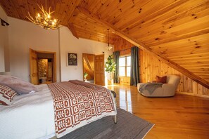 9 bedrooms, WiFi, bed sheets - Private Mountain Estate• Pool/Spa • Pickleball • Par-3 Golf• Firepit (Bradford)