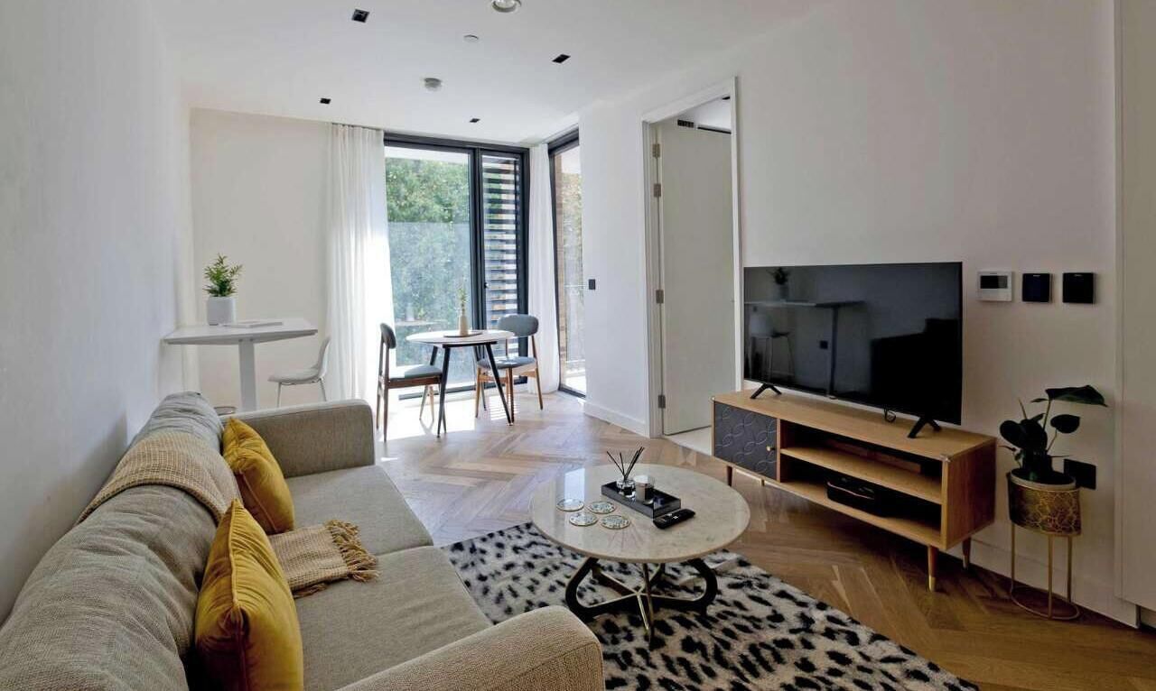 Télévision, espaces bureaux