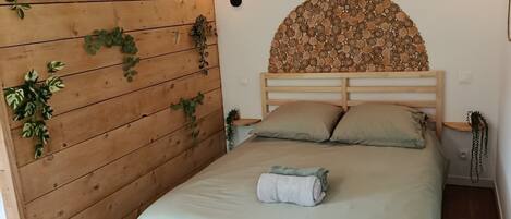 1 habitación y ropa de cama