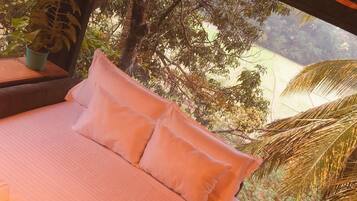 1 chambre, fer et planche Ă repasser, Wi-Fi, draps fournis