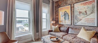 Luxury 1BR condo downtown Wilmington- river views, walk to bars and restaurants