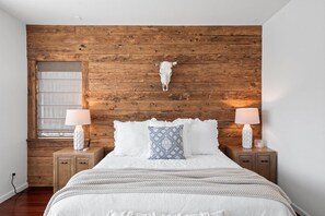 3 Schlafzimmer, Zimmersafe, Bügeleisen/Bügelbrett, WLAN